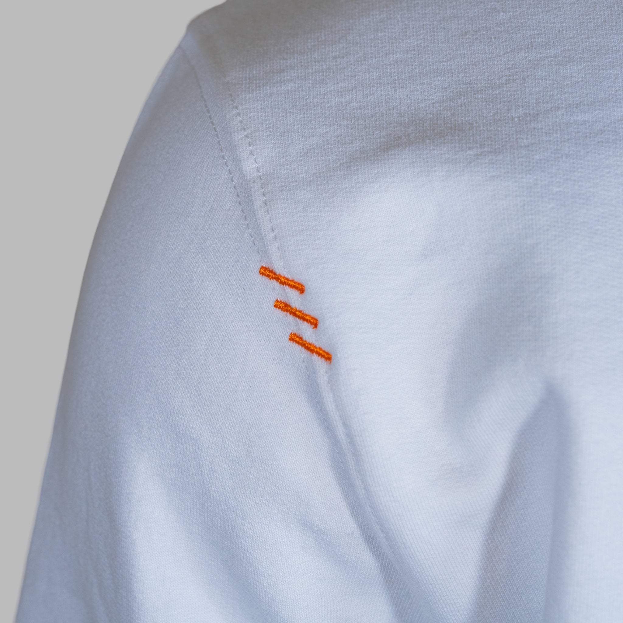 ETRN - ETRN Classic Logo Sweat Shirt - Pima Cotton - Detail View - White